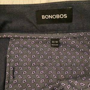 32/32 Bonobos Stretch Cotton Chinos in Slim. Navy Herringbone.